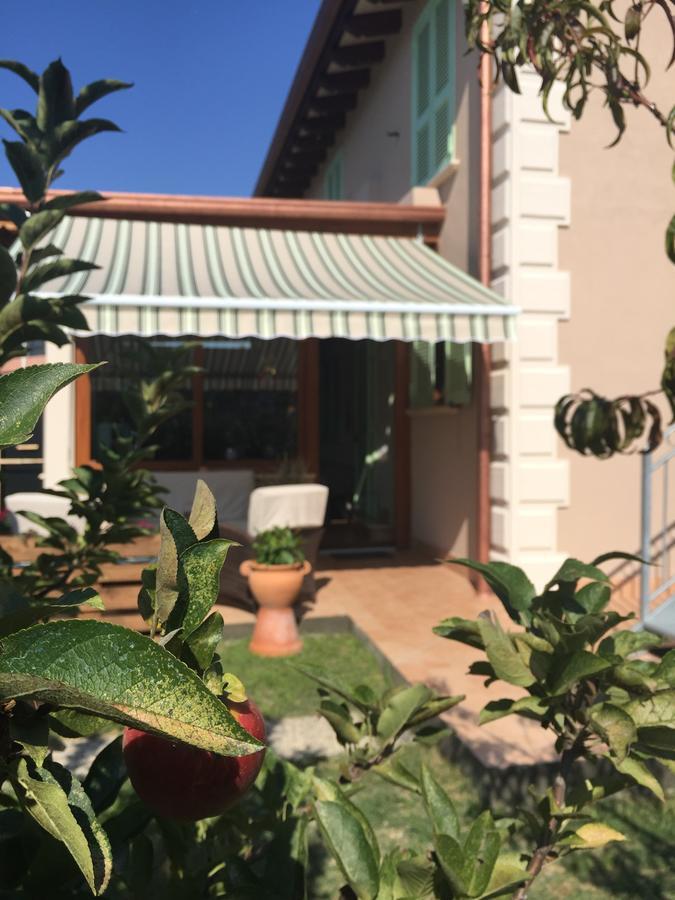 Bba2Passi Marina di Massa Exterior photo